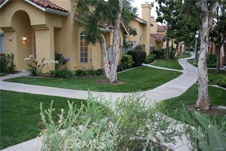 Detail Gallery Image 4 of 22 For 51 Alberti Aisle #344,  Irvine,  CA 92614 - 3 Beds | 2 Baths