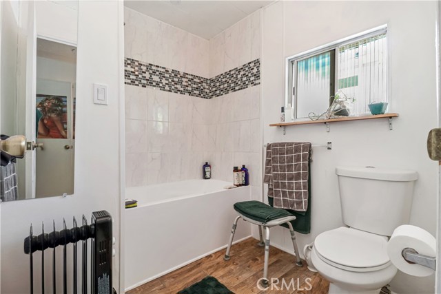Detail Gallery Image 11 of 20 For 4201 Topanga Canyon Bld #189,  Woodland Hills,  CA 91364 - 2 Beds | 2/1 Baths