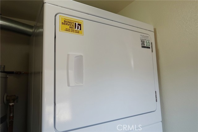 Detail Gallery Image 35 of 39 For 2033 Calle La Sombra #2,  Simi Valley,  CA 93063 - 2 Beds | 1 Baths