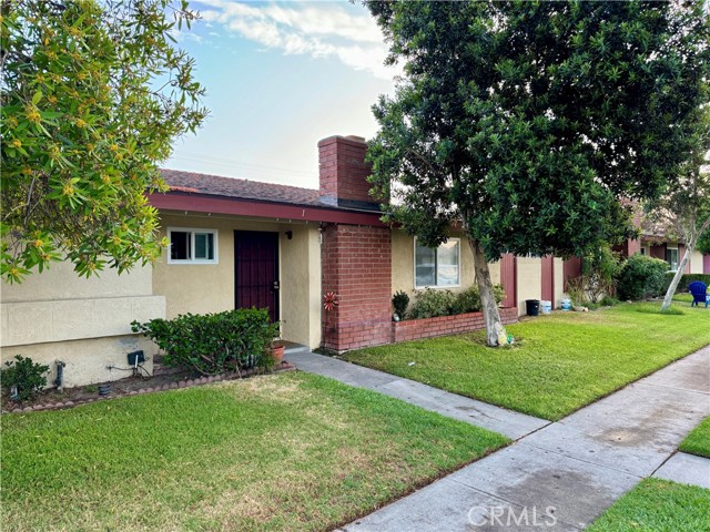 3217 W Cabot Dr, Anaheim, CA 92804