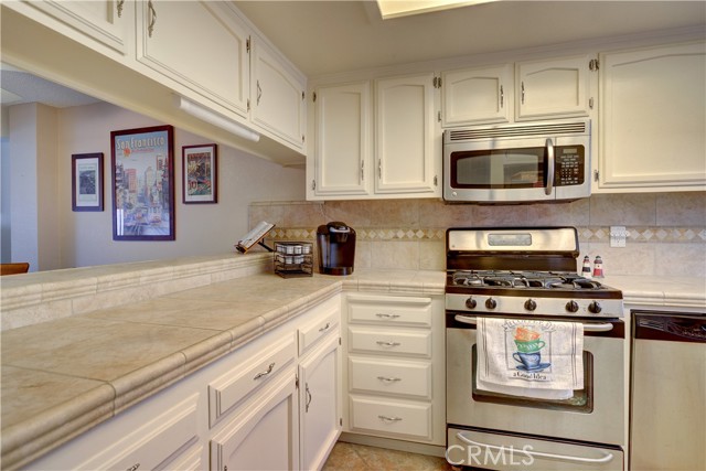 Detail Gallery Image 18 of 55 For 1637 Longbranch, Grover Beach,  CA 93433 - 3 Beds | 2/1 Baths