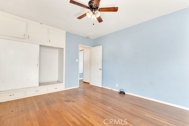 Detail Gallery Image 23 of 35 For 7725 Owensmouth, Canoga Park,  CA 91304 - 3 Beds | 2 Baths