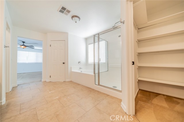 Detail Gallery Image 49 of 61 For 13621 Dellwood Ave, Victorville,  CA 92392 - 6 Beds | 3 Baths