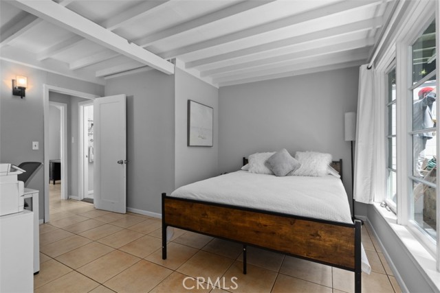 Detail Gallery Image 12 of 30 For 1595 Arroyo Drive, Laguna Beach,  CA 92651 - 2 Beds | 1 Baths
