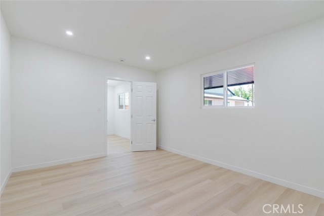 Detail Gallery Image 26 of 45 For 611 Davis, Glendale,  CA 91201 - 2 Beds | 2 Baths