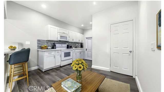 Detail Gallery Image 4 of 15 For 217 Columbia Pl, Los Angeles,  CA 90026 - – Beds | – Baths