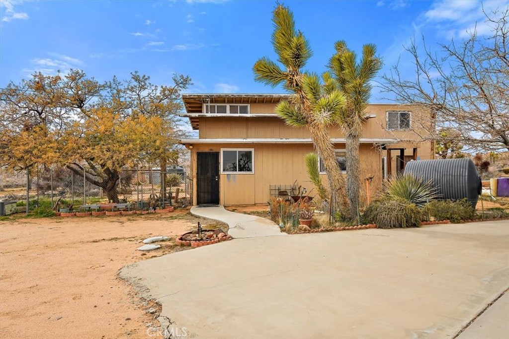52354 Gamma Gulch Road, Pioneertown, CA 92268