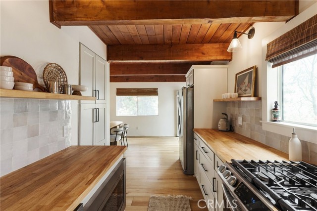 3 Bed Home for Sale in Rimforest, California
