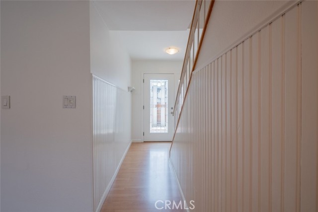 Detail Gallery Image 5 of 33 For 1046 Royal Oaks Dr #B,  Monrovia,  CA 91016 - 3 Beds | 2/1 Baths