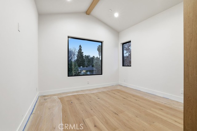 Detail Gallery Image 19 of 21 For 4623 Atoll Ave, Sherman Oaks,  CA 91423 - 5 Beds | 5/1 Baths