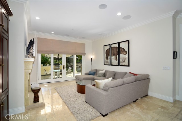 Detail Gallery Image 22 of 59 For 19134 Briarfield Way, Tarzana,  CA 91356 - 6 Beds | 7/1 Baths