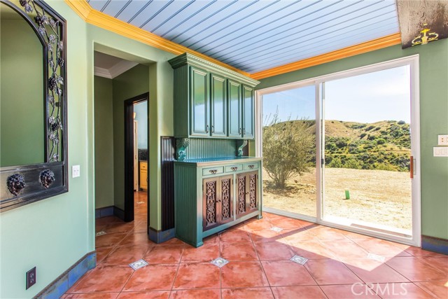 Detail Gallery Image 27 of 74 For 2136 Horse Trail Dr, Redlands,  CA 92373 - 4 Beds | 3/1 Baths