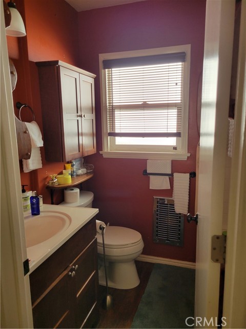 3608 Laurel Avenue, Manhattan Beach, California 90266, 2 Bedrooms Bedrooms, ,1 BathroomBathrooms,Residential,Sold,Laurel,SB21205339