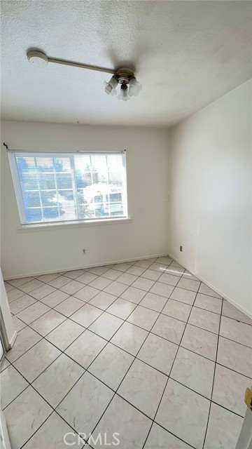 33119 Jamieson, Lake Elsinore CA: https://media.crmls.org/medias/fc1e9d64-fc84-422d-ac2c-fb011a69253d.jpg