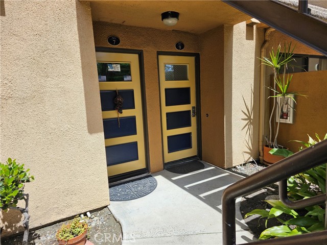 Detail Gallery Image 5 of 22 For 25671 Le Parc #9,  Lake Forest,  CA 92630 - 1 Beds | 1 Baths