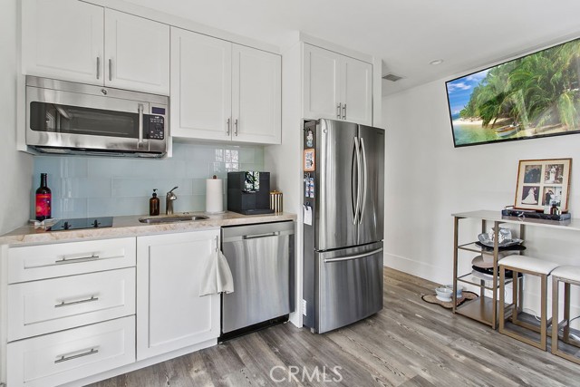 Detail Gallery Image 29 of 50 For 338 Vista Madera, Newport Beach,  CA 92660 - 2 Beds | 3 Baths