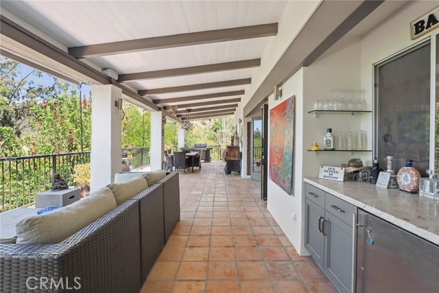 24311 Sylvan Glen Road, Calabasas CA: https://media.crmls.org/medias/fc1f24b2-b5b5-4c0b-8e0b-05345dd35132.jpg