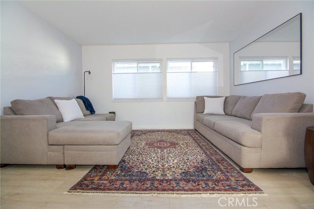 Detail Gallery Image 6 of 38 For 21865 Jinetes, Mission Viejo,  CA 92691 - 4 Beds | 3 Baths