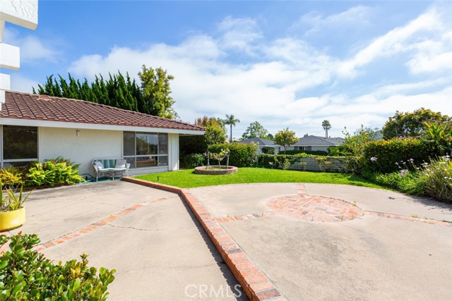 Detail Gallery Image 35 of 36 For 2727 Island View Dr, Corona Del Mar,  CA 92625 - 4 Beds | 2/1 Baths