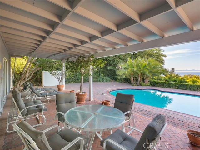 4332 Dauntless Drive, Rancho Palos Verdes, California 90275, 4 Bedrooms Bedrooms, ,3 BathroomsBathrooms,Residential,Sold,Dauntless,PV22048433