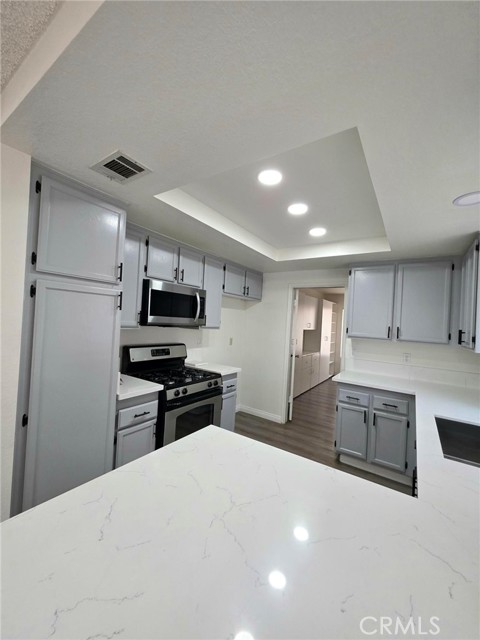 Detail Gallery Image 6 of 24 For 13568 Live Oak St, Hesperia,  CA 92345 - 3 Beds | 2 Baths