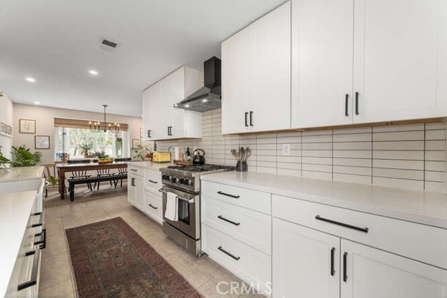 3650 Claremore Avenue, Long Beach CA: https://media.crmls.org/medias/fc21334f-9855-4ccc-88fa-e756158b52d4.jpg