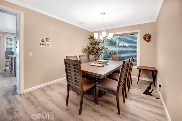 Detail Gallery Image 8 of 56 For 10 Valley Crest Rd, Simi Valley,  CA 93065 - 3 Beds | 2/1 Baths