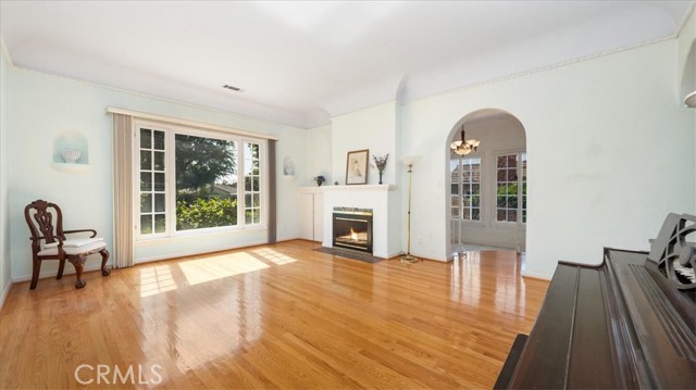 Detail Gallery Image 7 of 42 For 1511 Coolidge Ave, Pasadena,  CA 91104 - 4 Beds | 2 Baths