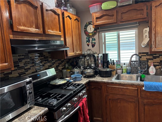 Detail Gallery Image 5 of 18 For 8723 Artesia Bld #47,  Bellflower,  CA 90706 - 2 Beds | 2 Baths