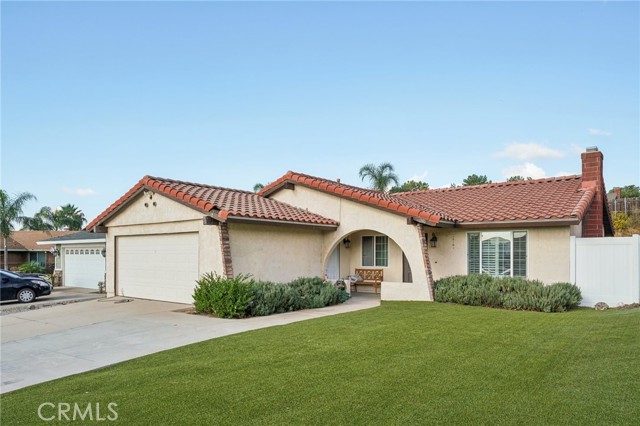 Detail Gallery Image 3 of 23 For 6250 Robin Ln, San Bernardino,  CA 92407 - 4 Beds | 2 Baths