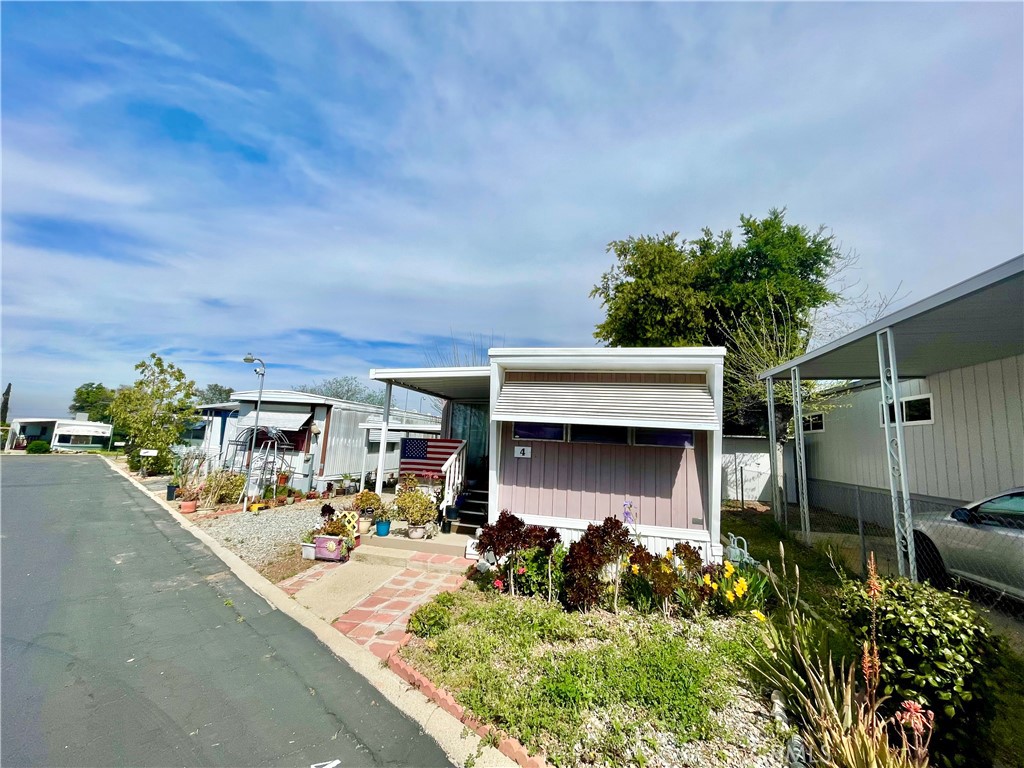 35011 Ave E, Yucaipa, CA 92399