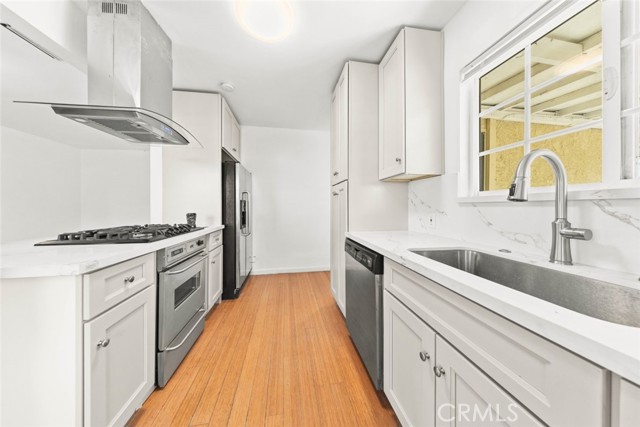 Detail Gallery Image 25 of 52 For 19148 Saticoy St, Reseda,  CA 91335 - 3 Beds | 2 Baths