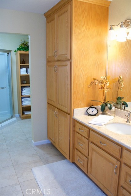 Detail Gallery Image 34 of 72 For 1740 N Berkeley Ave, Turlock,  CA 95382 - 5 Beds | 2/1 Baths