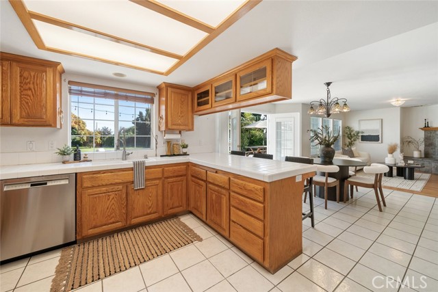 Detail Gallery Image 16 of 46 For 1131 Primavera Ln, Nipomo,  CA 93444 - 4 Beds | 2/1 Baths