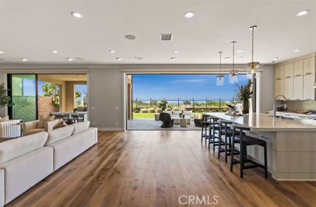 224 Clear Falls, Irvine CA: https://media.crmls.org/medias/fc2767c7-bbd3-4bab-8ea6-ddb89333c078.jpg