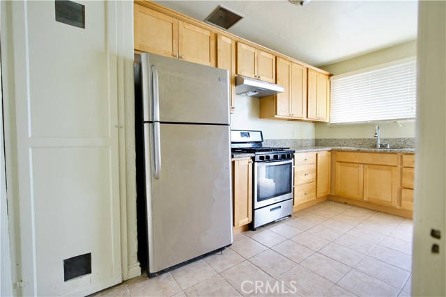 Detail Gallery Image 17 of 25 For 1157 Sunvue Pl, Los Angeles,  CA 90012 - 2 Beds | 1 Baths