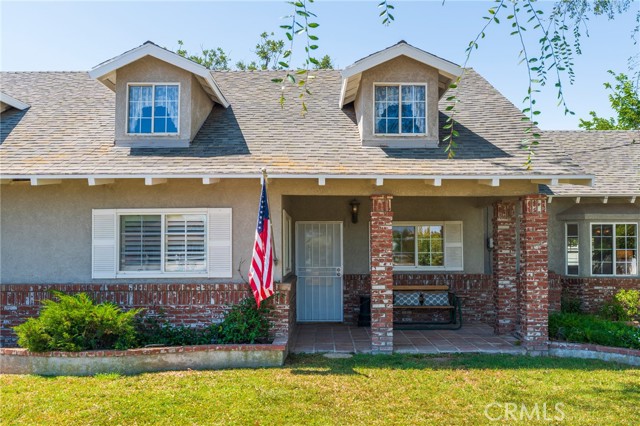 2878 2nd Street, Norco CA: https://media.crmls.org/medias/fc285a61-1f4e-4e46-ba64-8f91a278c39b.jpg
