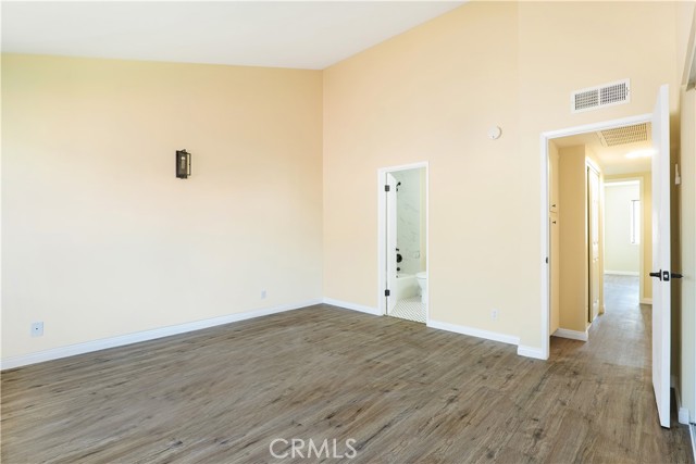 Detail Gallery Image 13 of 21 For 9505 Sylmar Ave #4,  Panorama City,  CA 91402 - 3 Beds | 2 Baths