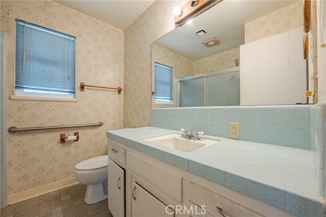 1640 Shirley Street, Merced CA: https://media.crmls.org/medias/fc28a41a-48fb-403c-b288-628eb99671e2.jpg