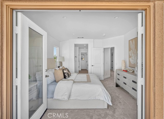 1324 Estel photo 42