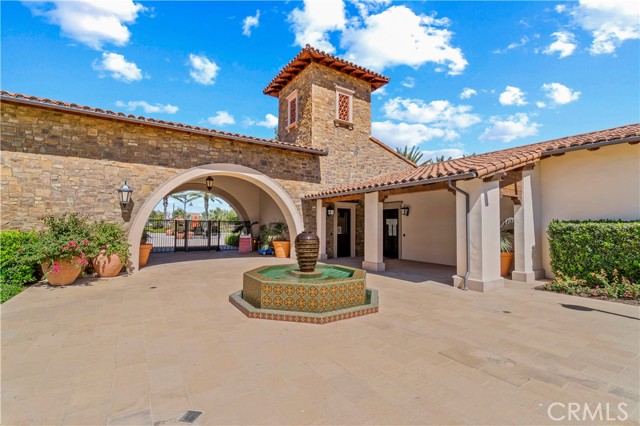 Detail Gallery Image 2 of 32 For 134 Bozeman, Irvine,  CA 92602 - 4 Beds | 4/1 Baths