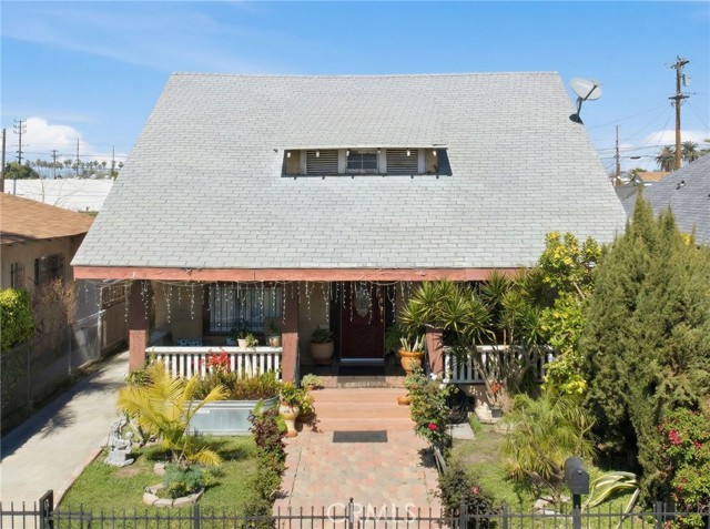 Detail Gallery Image 4 of 30 For 123 E 65th St, Los Angeles,  CA 90003 - 3 Beds | 2 Baths