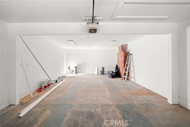 Image 25 of 46 For 31686 Luring Pines Circle