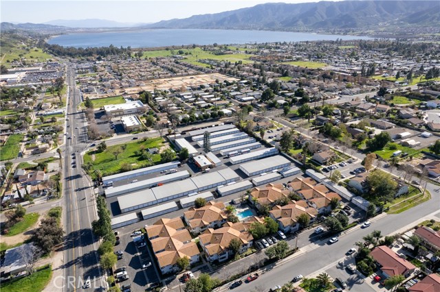 Detail Gallery Image 20 of 31 For 16377 Lakeshore 6k,  Lake Elsinore,  CA 92530 - 2 Beds | 2/1 Baths