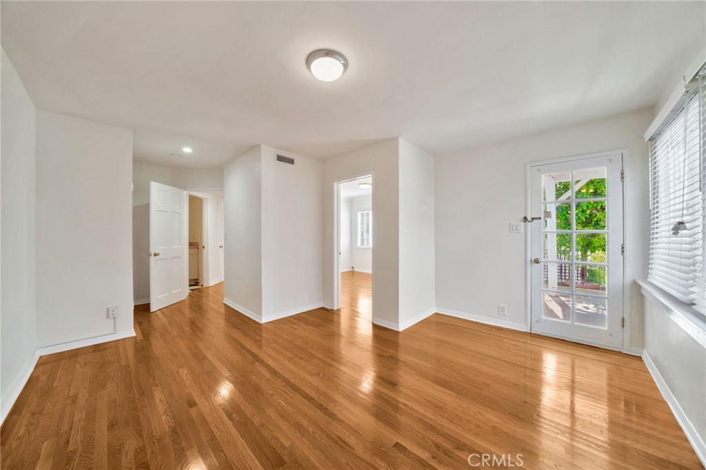 1521 N Columbus Avenue Glendale img 11