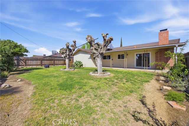 Detail Gallery Image 43 of 45 For 409 Borman Ave, Bakersfield,  CA 93308 - 3 Beds | 2 Baths