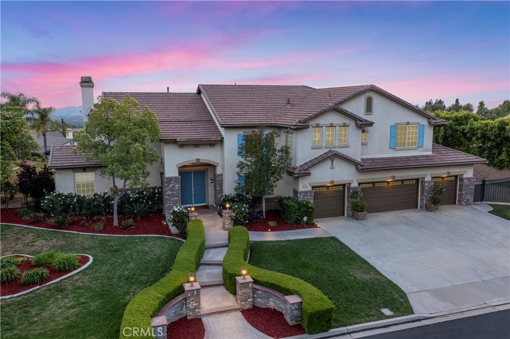 7449 Chateau Ridge Lane, Riverside, CA 92506