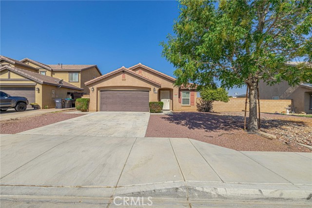 Detail Gallery Image 1 of 37 For 45043 18th St, Lancaster,  CA 93535 - 3 Beds | 2 Baths