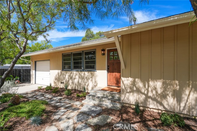 Detail Gallery Image 3 of 50 For 1901 Phillips Way, Los Angeles,  CA 90042 - 2 Beds | 1 Baths