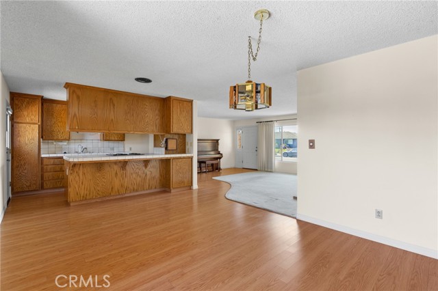 539 Dahlia Place, Santa Maria CA: https://media.crmls.org/medias/fc2d9f1c-edfc-40ac-ba17-28e40edcdf4b.jpg